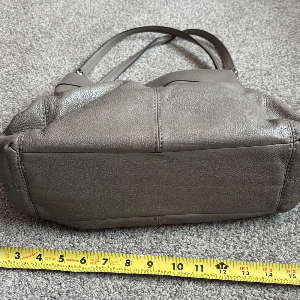 COACH Lexy Fog (Gray) Pebble Leather 3 Compartment Shoulder Bag #F27593 - Picture 15 of 16